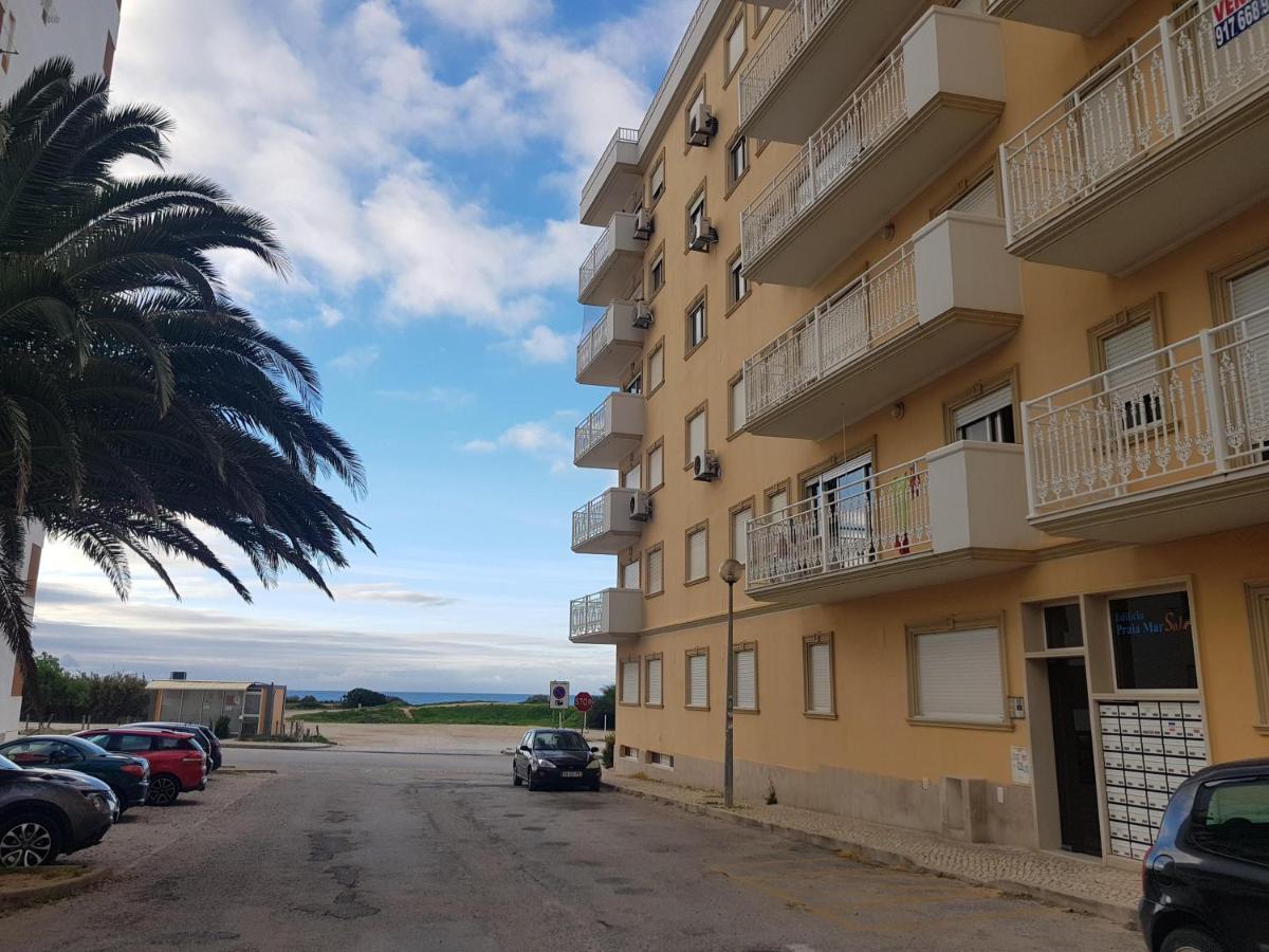 Armacao De Pera Praia Mar Sol Luaran gambar