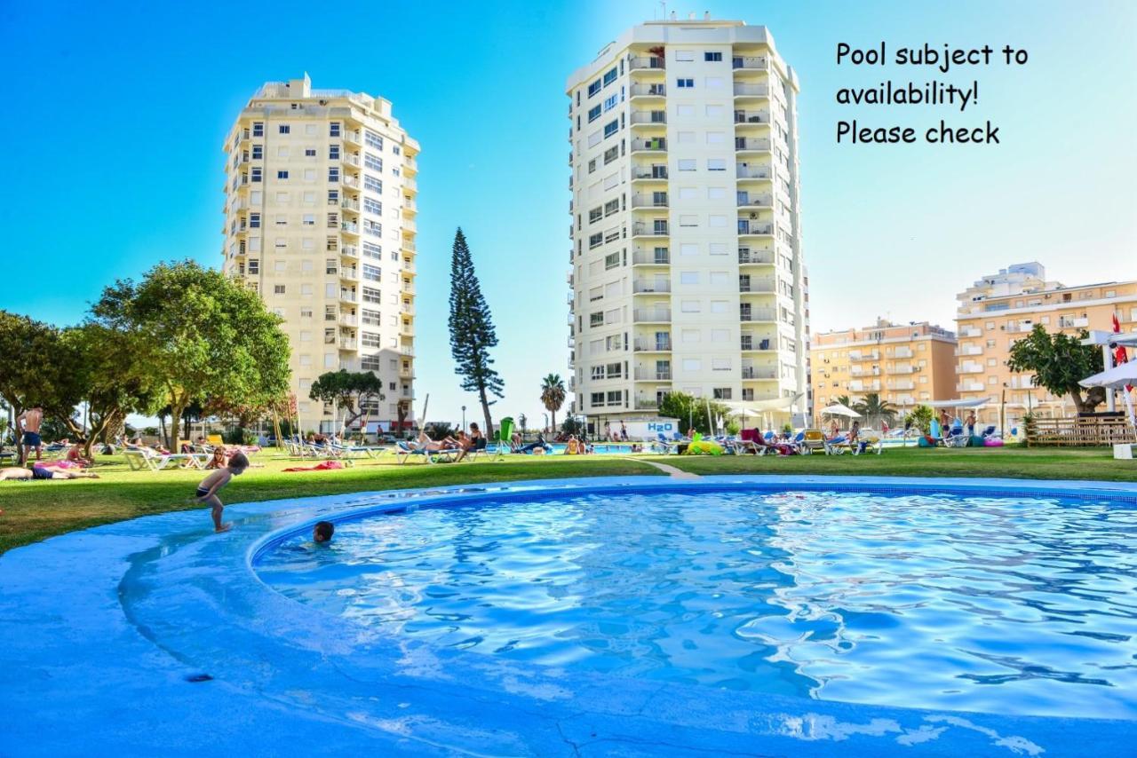 Armacao De Pera Praia Mar Sol Luaran gambar